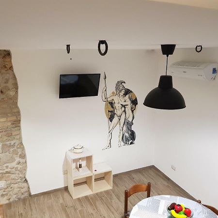 La Dimora Di Ares Villa Formia Bagian luar foto