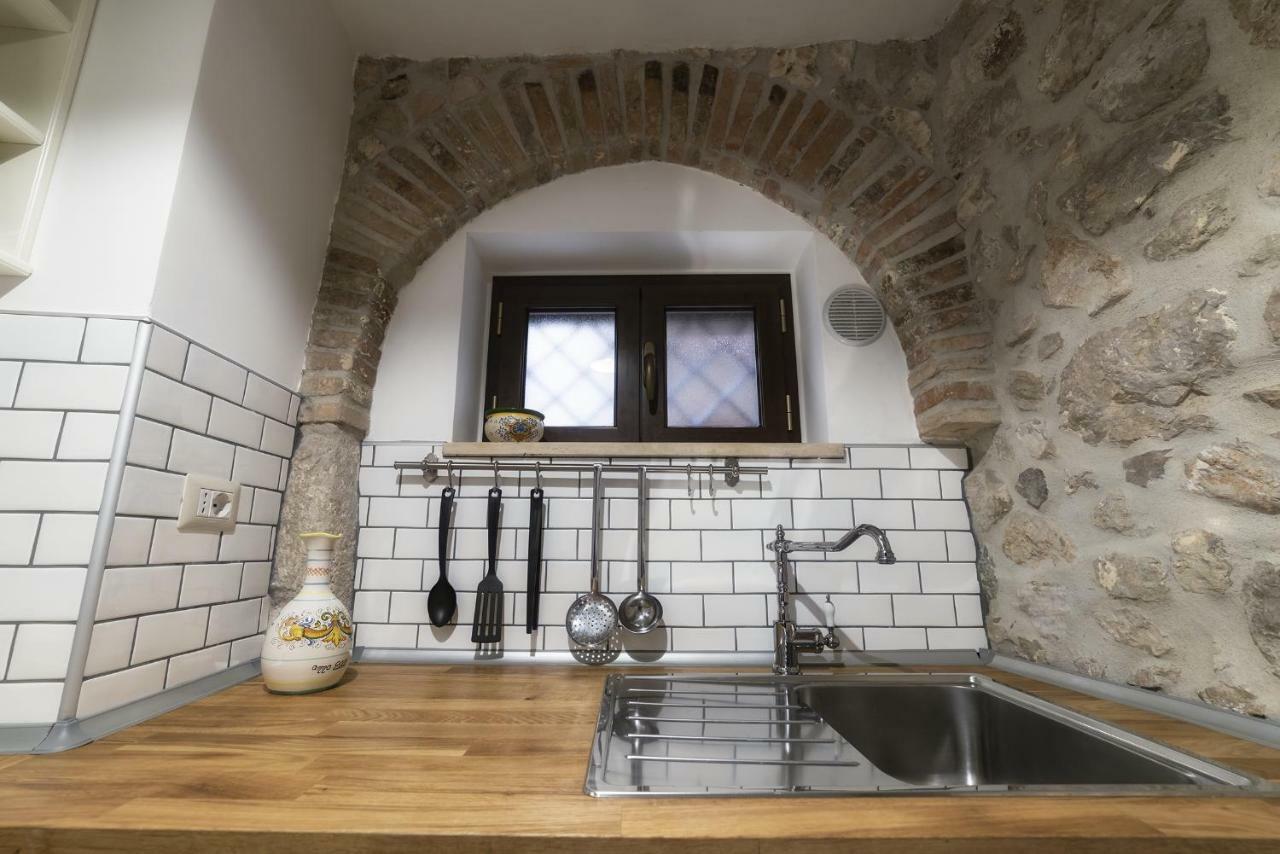 La Dimora Di Ares Villa Formia Bagian luar foto